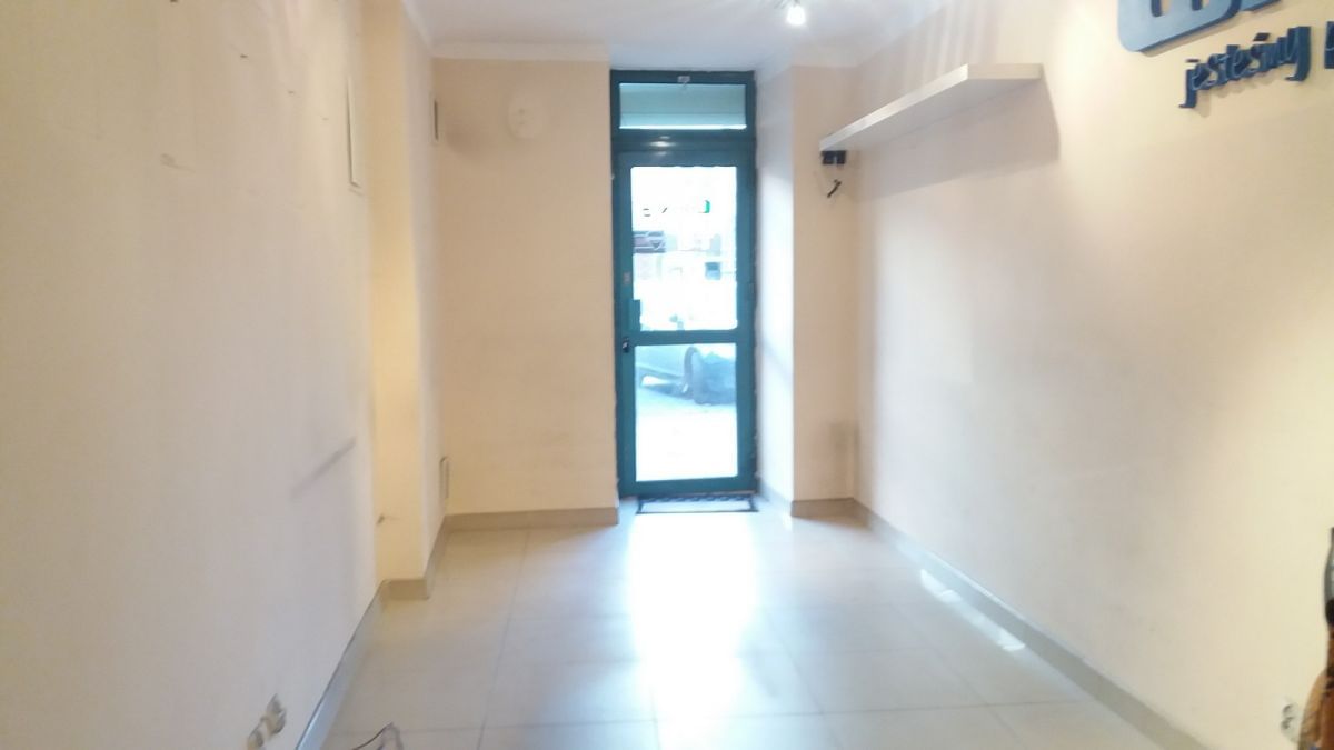 Lokal użytkowy  pokojowe na Sprzedaż