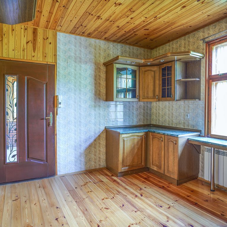 Dom 4 pokojowe na Sprzedaż