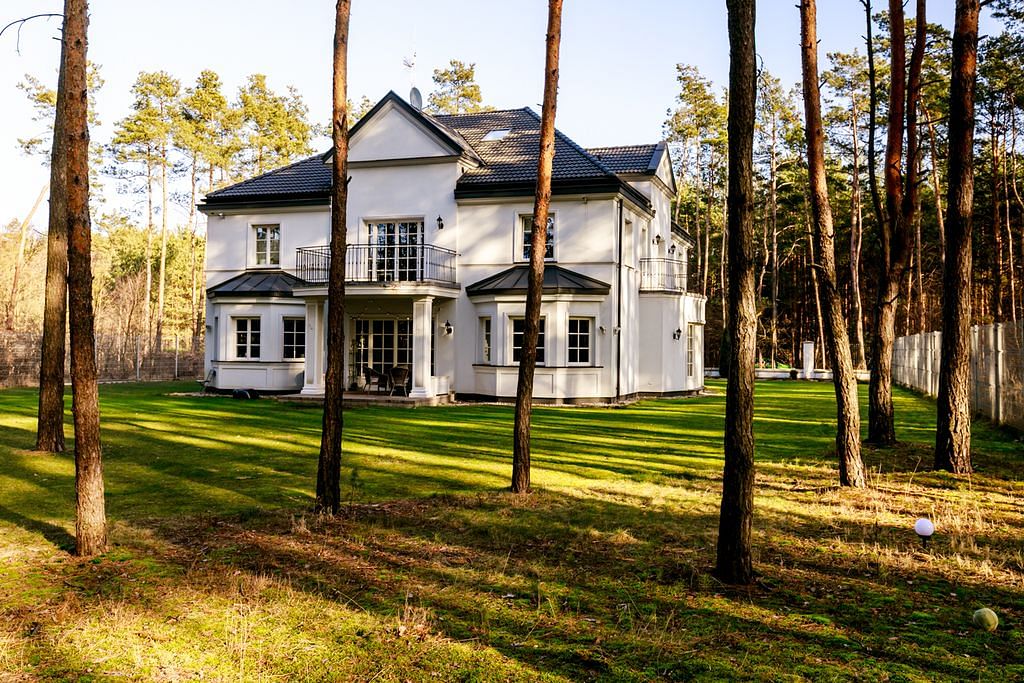Dom 8 pokojowe na Sprzedaż