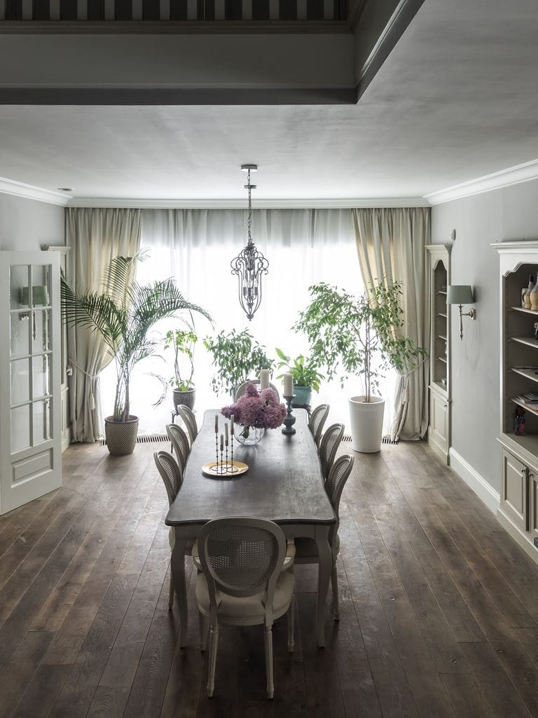 Dom 8 pokojowe na Sprzedaż