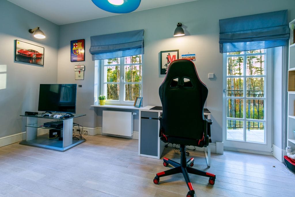 Dom 8 pokojowe na Sprzedaż