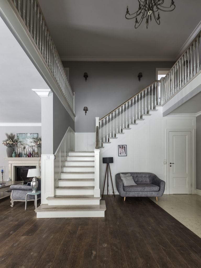 Dom 8 pokojowe na Sprzedaż