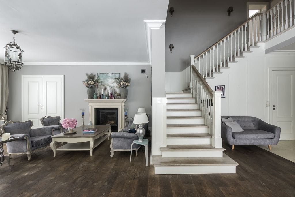 Dom 8 pokojowe na Sprzedaż