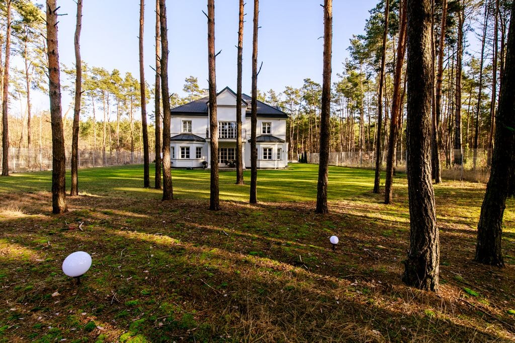 Dom 8 pokojowe na Sprzedaż