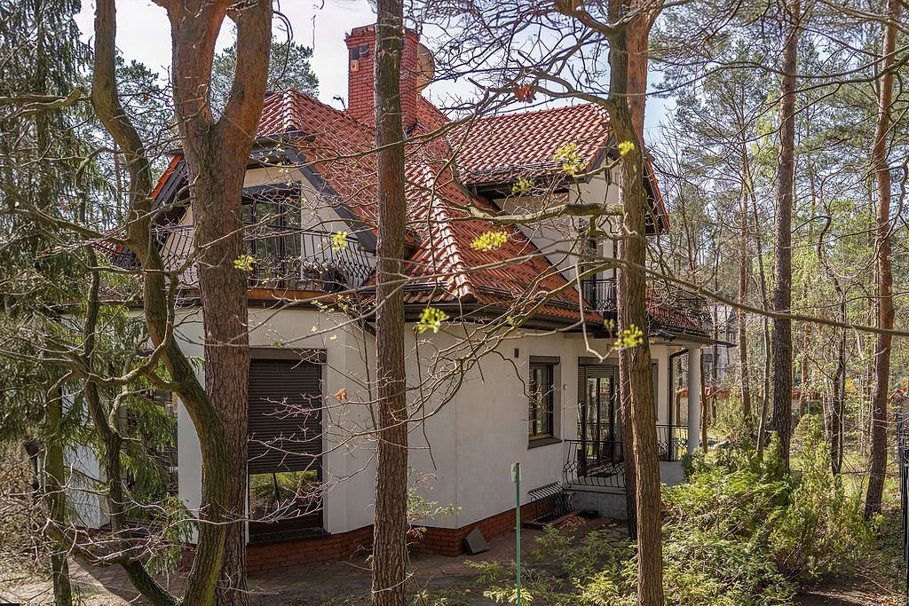 Dom 8 pokojowe na Sprzedaż
