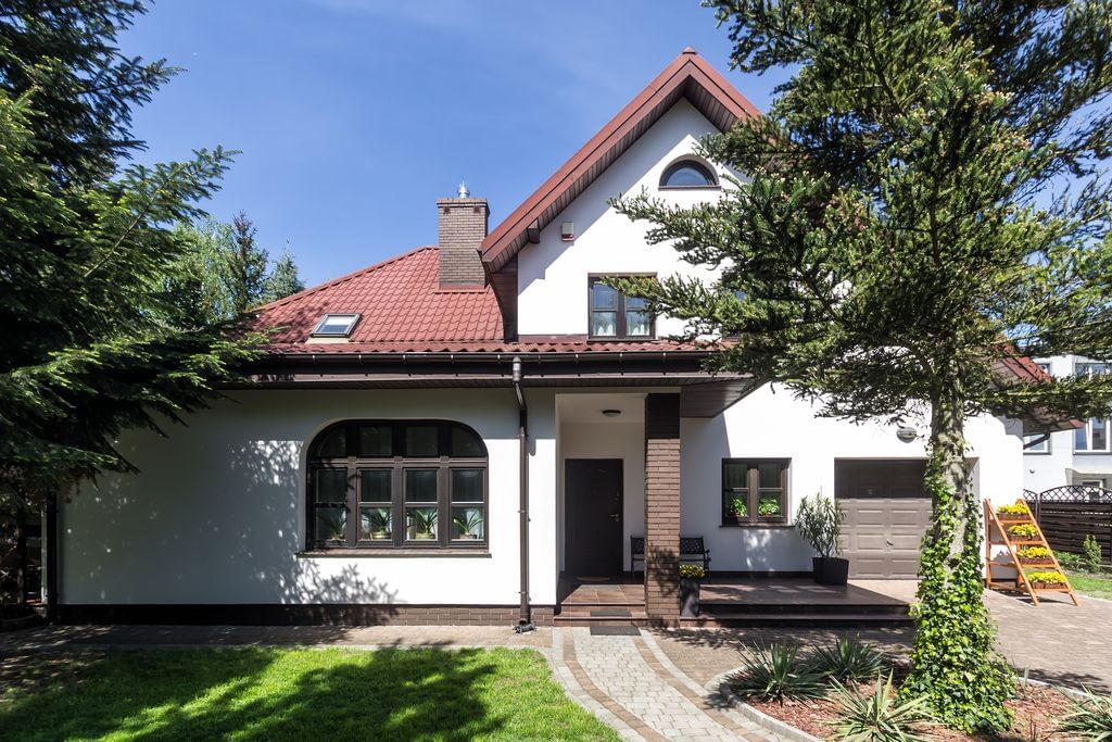 Dom 6 pokojowe na Sprzedaż