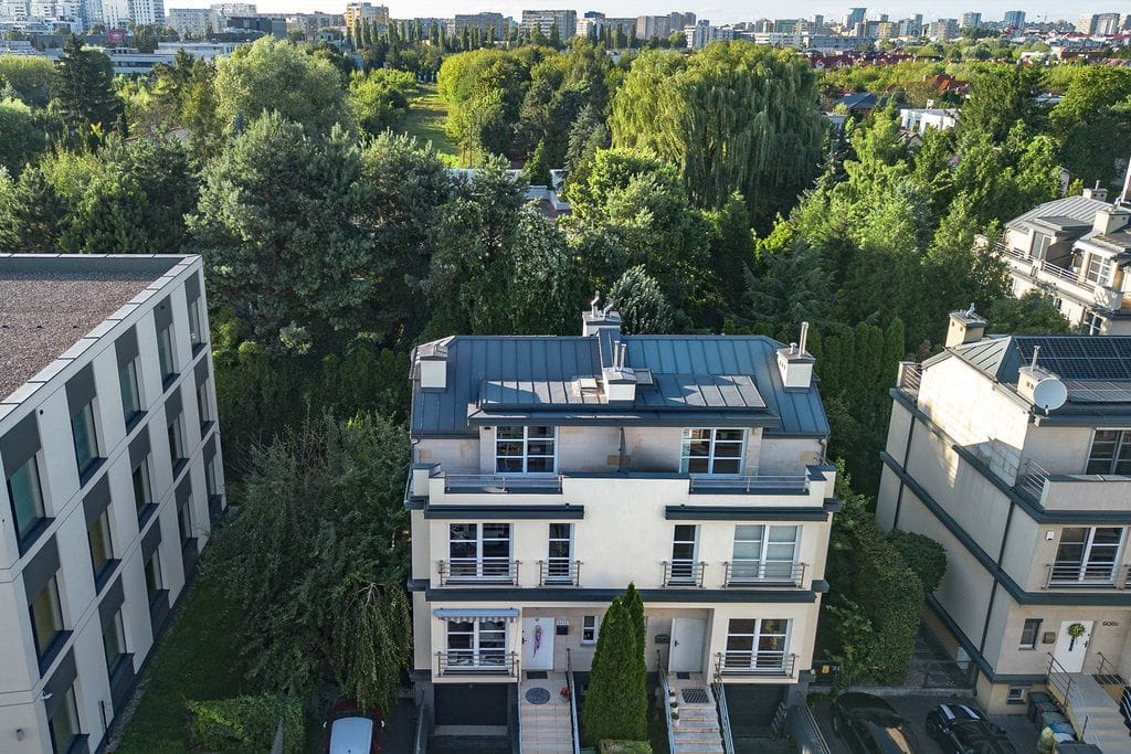 Dom 4 pokojowe na Sprzedaż