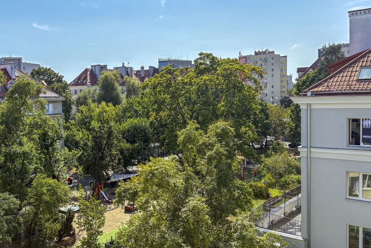 Mieszkanie 4 pokojowe na Sprzedaż