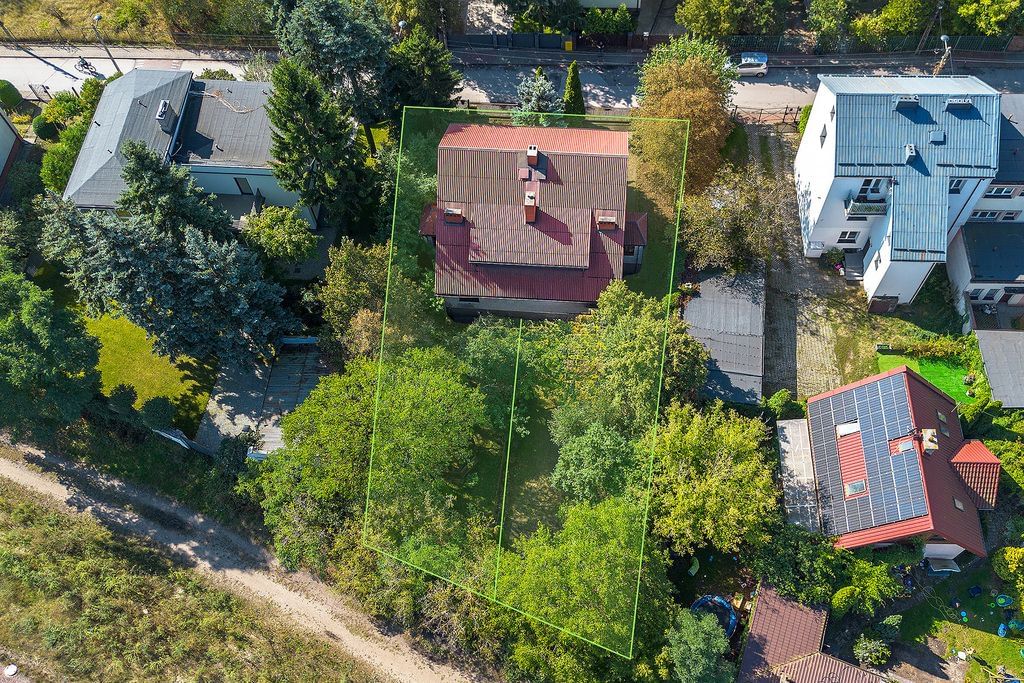 Dom 8 pokojowe na Sprzedaż