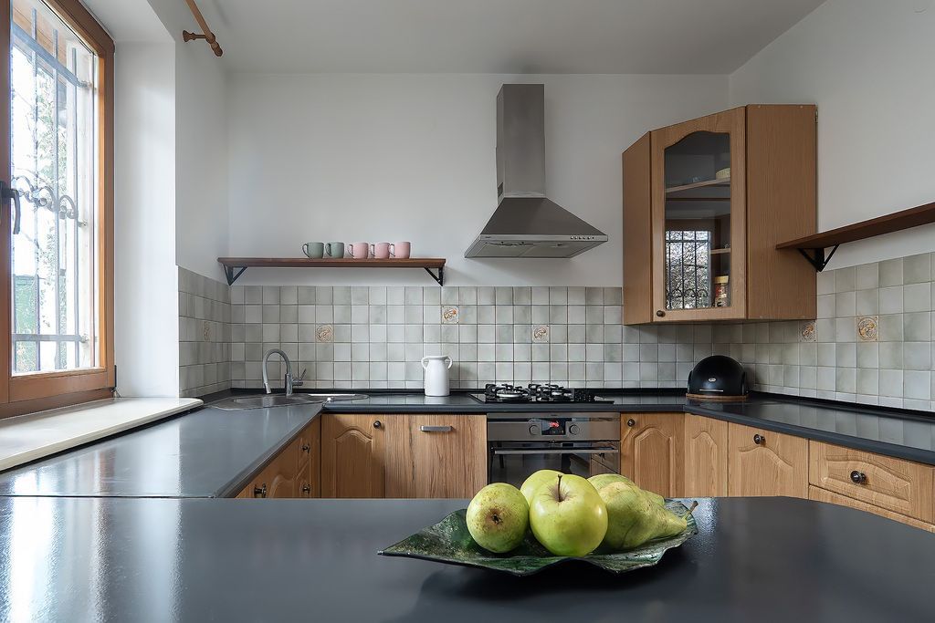 Dom 8 pokojowe na Sprzedaż