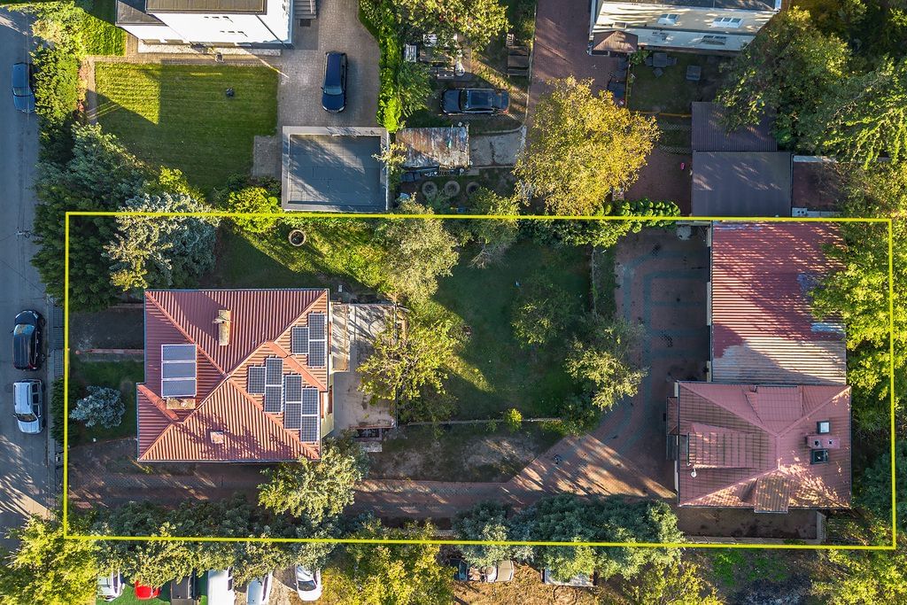 Dom 11 pokojowe na Sprzedaż