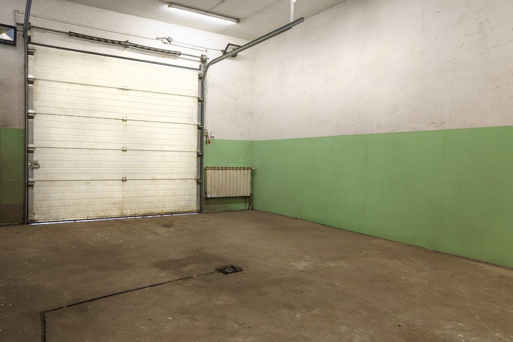 Dom 11 pokojowe na Sprzedaż