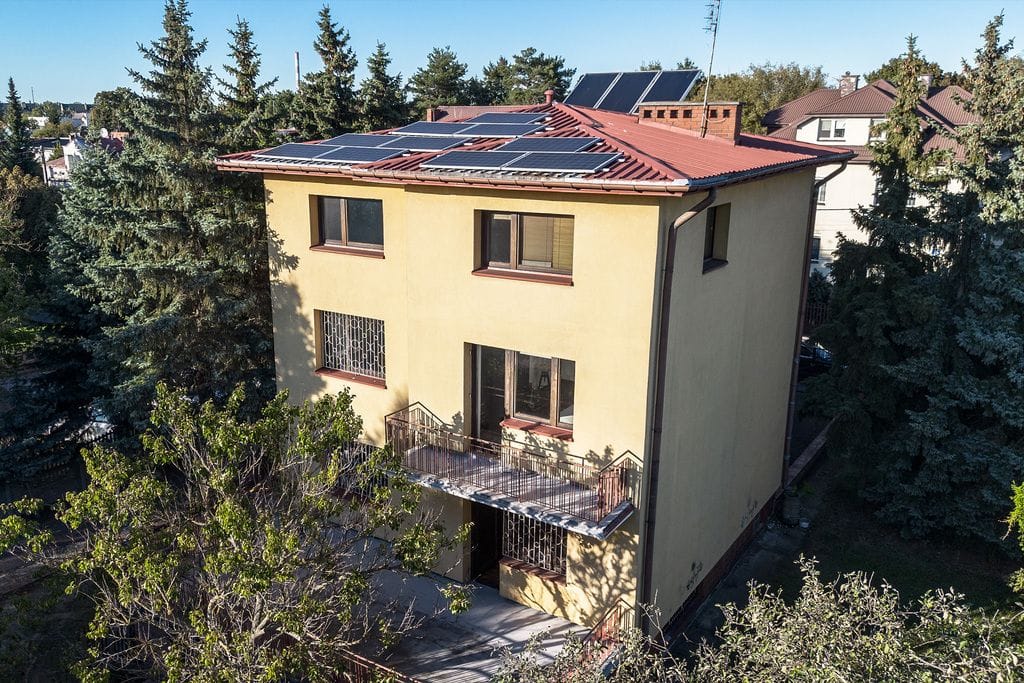 Dom 11 pokojowe na Sprzedaż