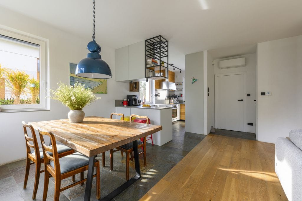 Dom 4 pokojowe na Sprzedaż