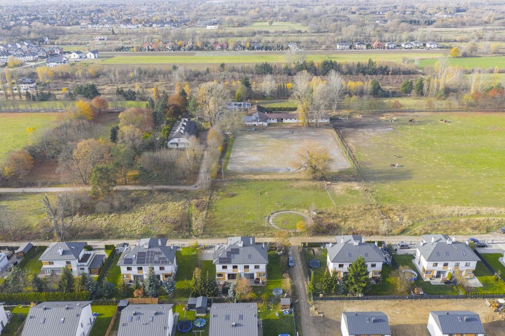 Dom 4 pokojowe na Sprzedaż