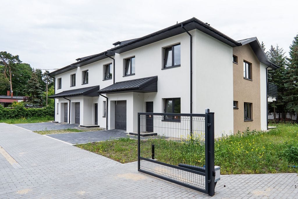 Dom 5 pokojowe na Sprzedaż