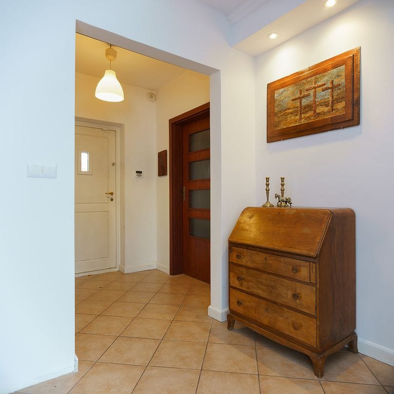 Dom 6 pokojowe na Sprzedaż