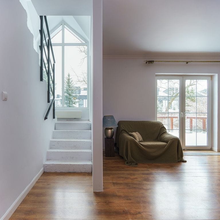 Dom 6 pokojowe na Sprzedaż