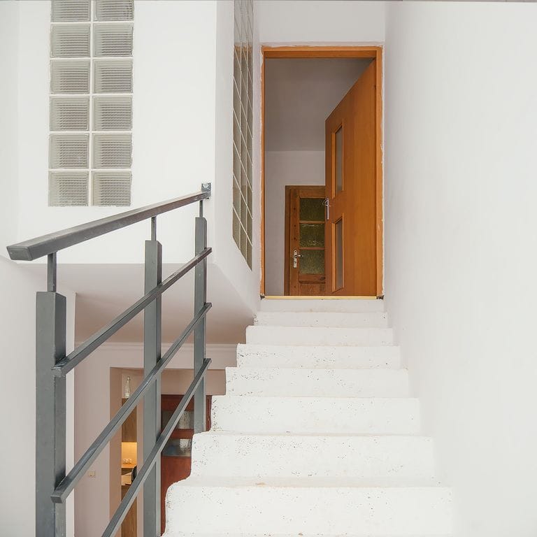 Dom 6 pokojowe na Sprzedaż