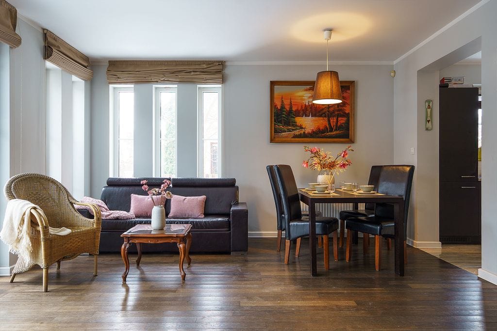 Dom 5 pokojowe na Sprzedaż