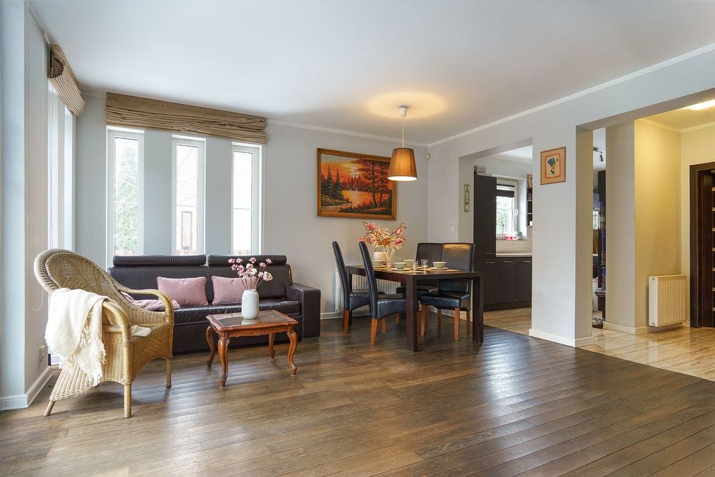 Dom 5 pokojowe na Sprzedaż