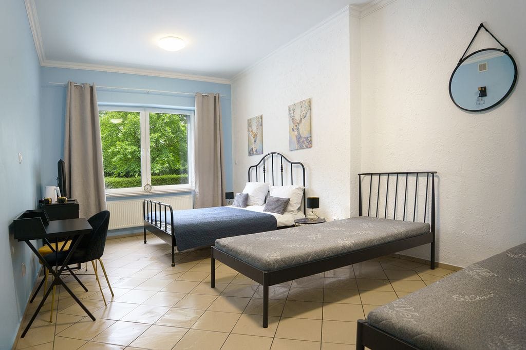 Dom 25 pokojowe na Sprzedaż