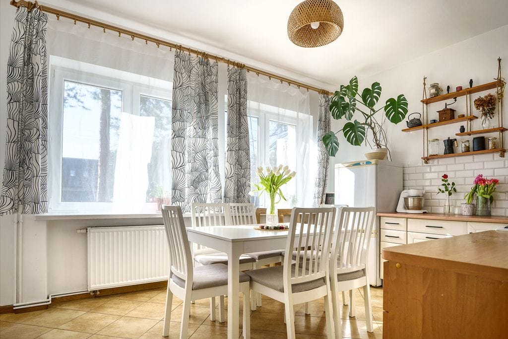 Dom 6 pokojowe na Sprzedaż