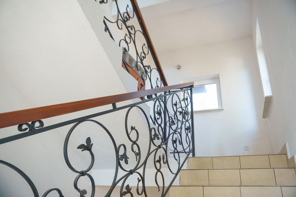 Dom 6 pokojowe na Sprzedaż