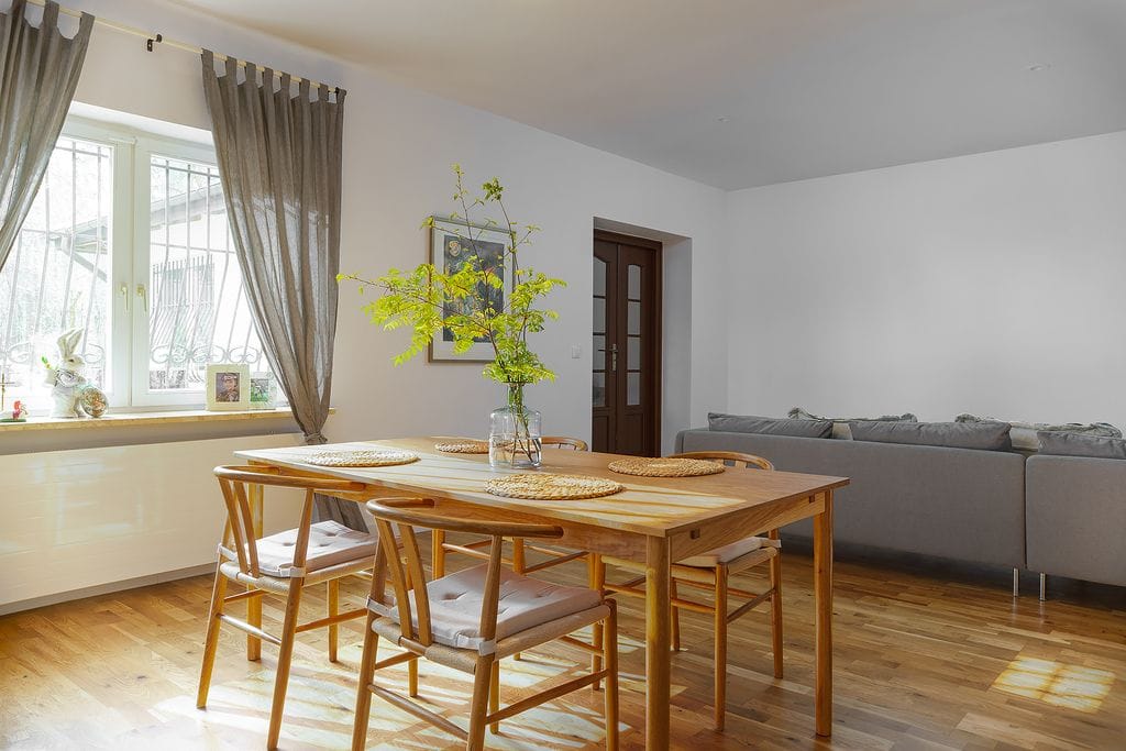 Dom 7 pokojowe na Sprzedaż