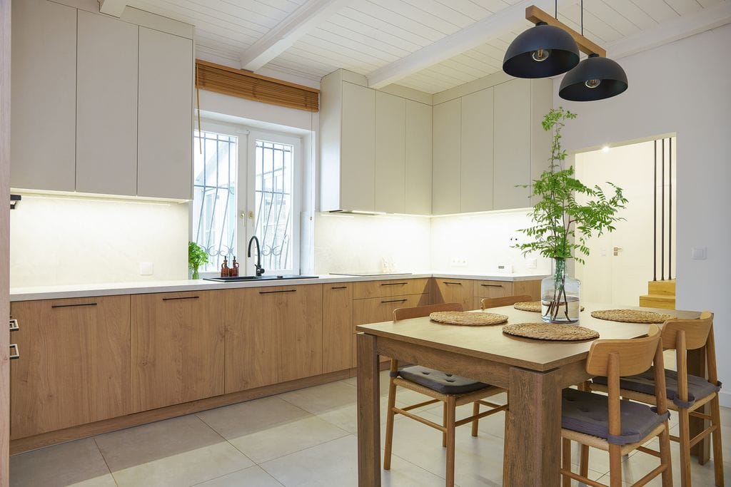 Dom 7 pokojowe na Sprzedaż