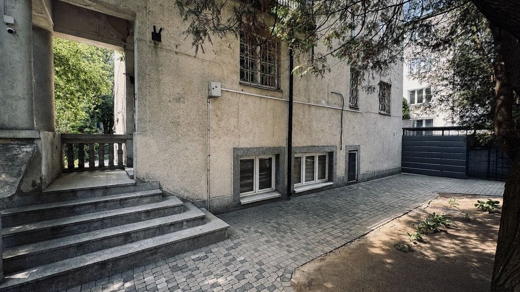 Lokal użytkowy  pokojowe na Wynajem