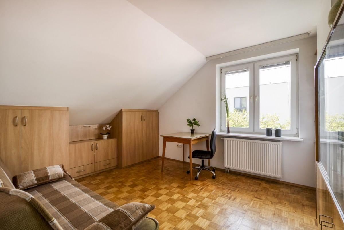Dom 7 pokojowe na Sprzedaż