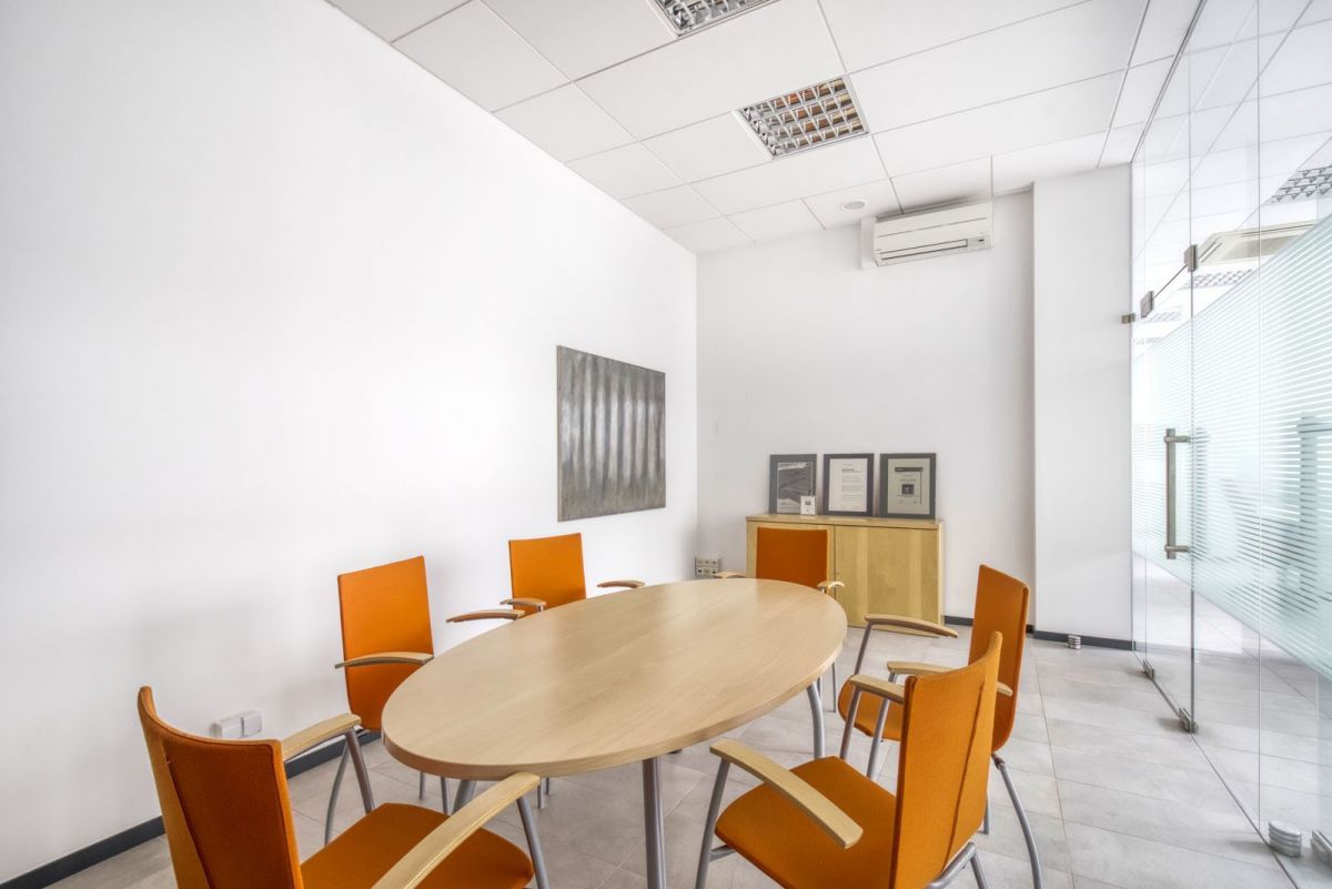 Lokal użytkowy  pokojowe na Wynajem