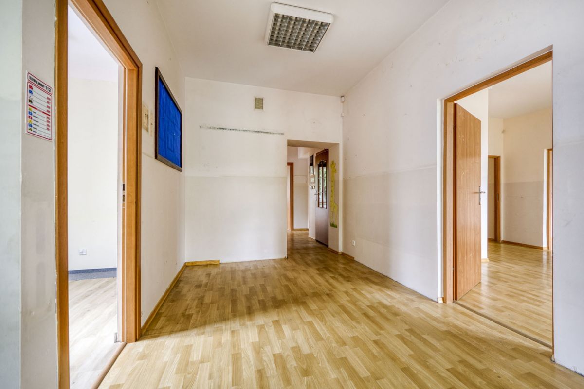 Mieszkanie 6 pokojowe na Sprzedaż