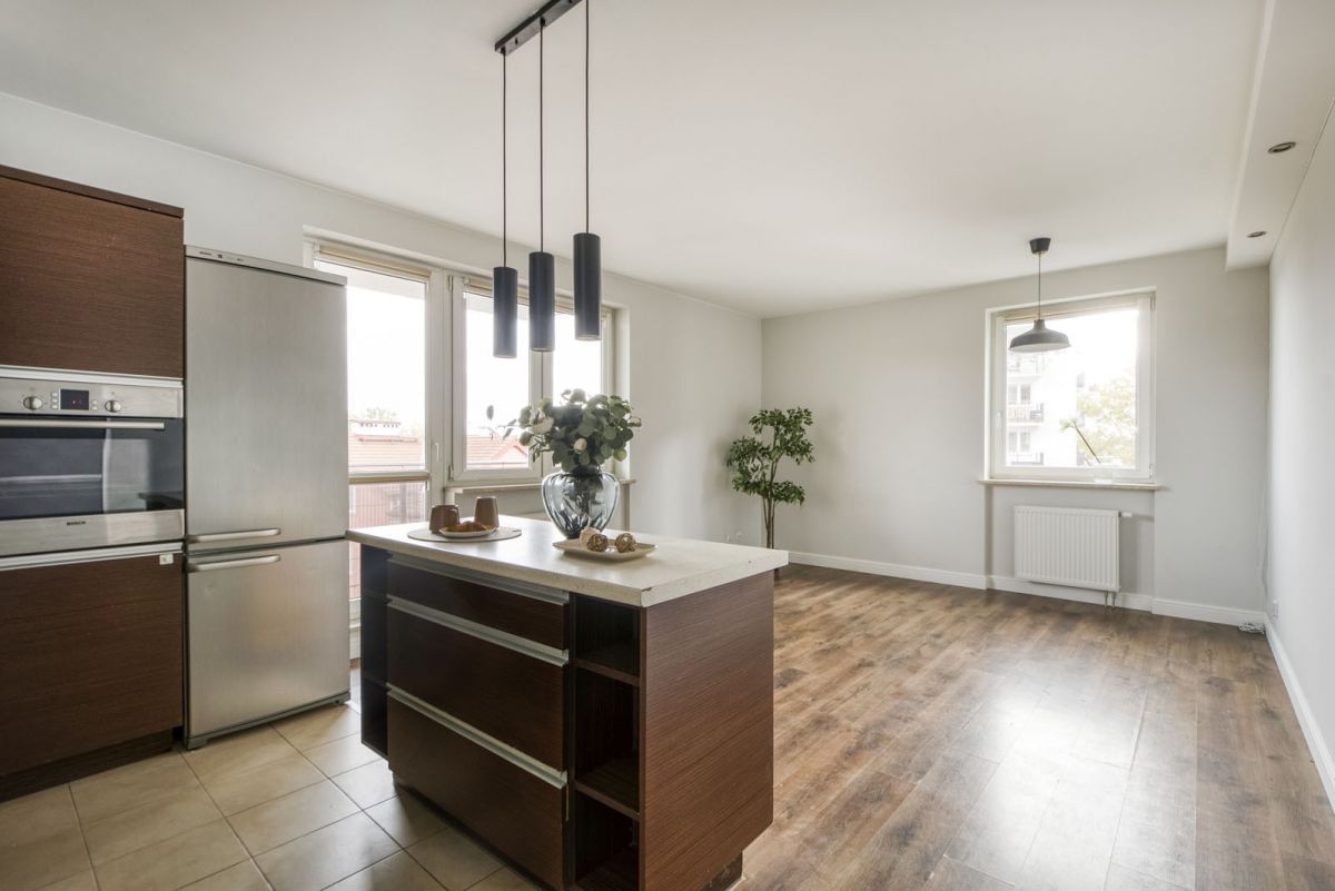 Mieszkanie 3 pokojowe na Sprzedaż