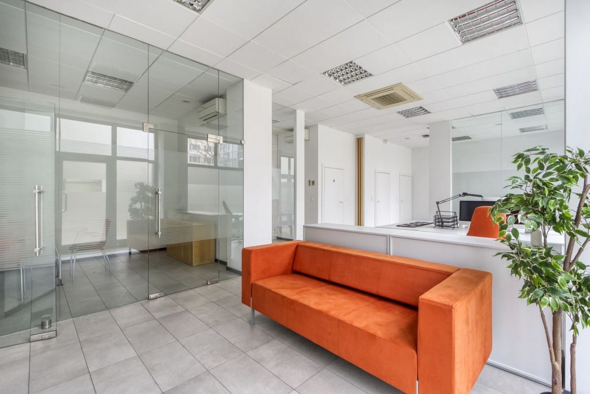 Lokal użytkowy  pokojowe na Sprzedaż