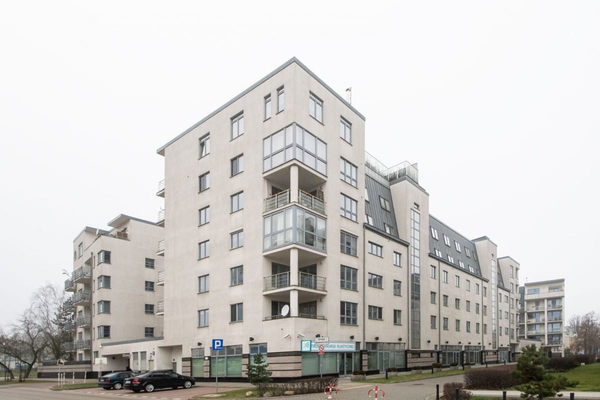 Lokal użytkowy  pokojowe na Sprzedaż