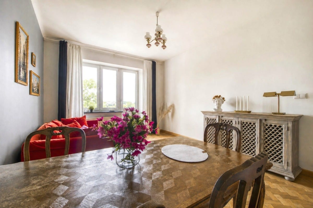 Mieszkanie 4 pokojowe na Sprzedaż