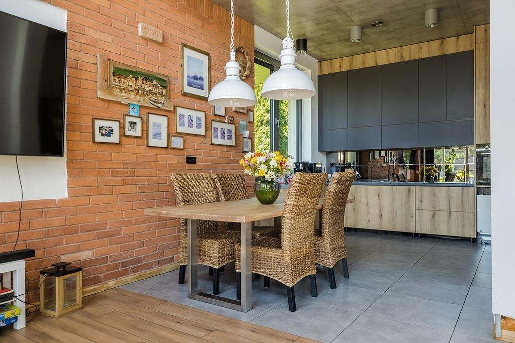 Dom 5 pokojowe na Sprzedaż