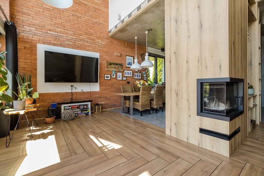 Dom 5 pokojowe na Sprzedaż