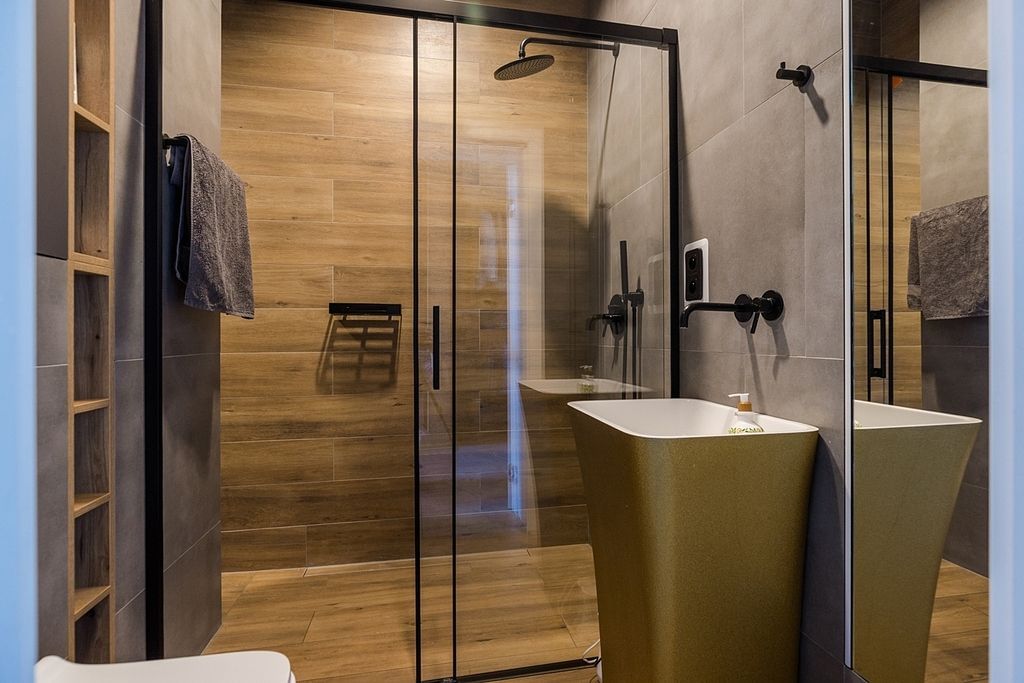 Dom 5 pokojowe na Sprzedaż