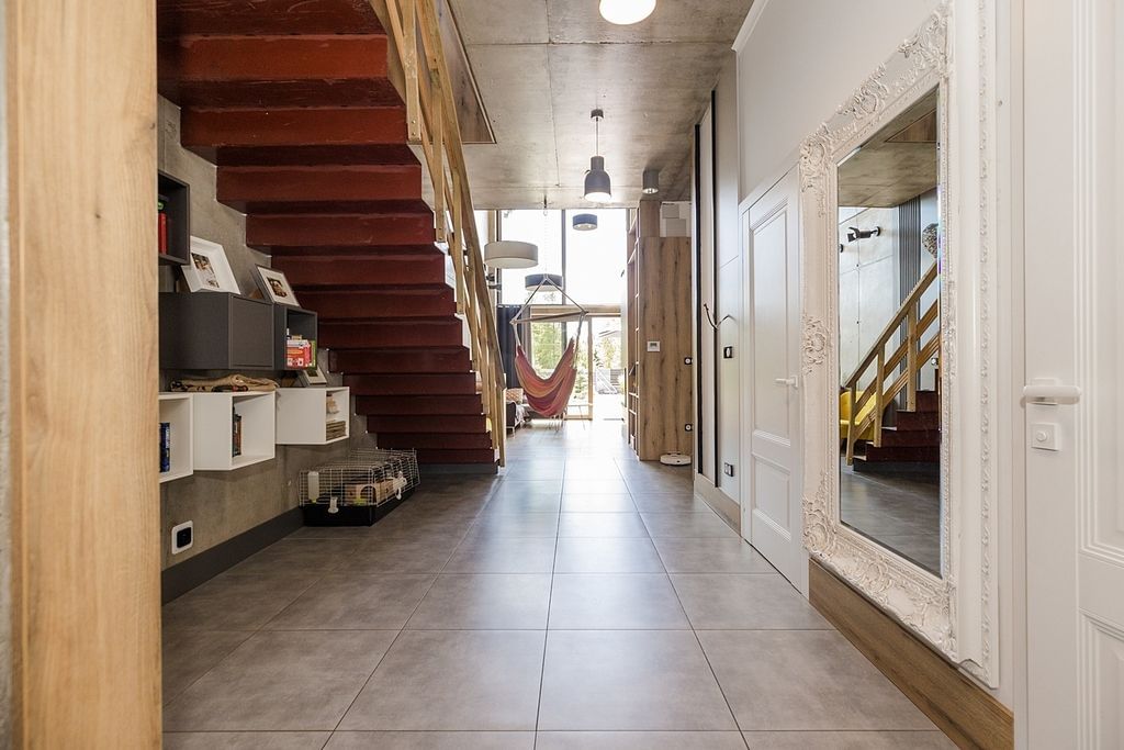 Dom 5 pokojowe na Sprzedaż