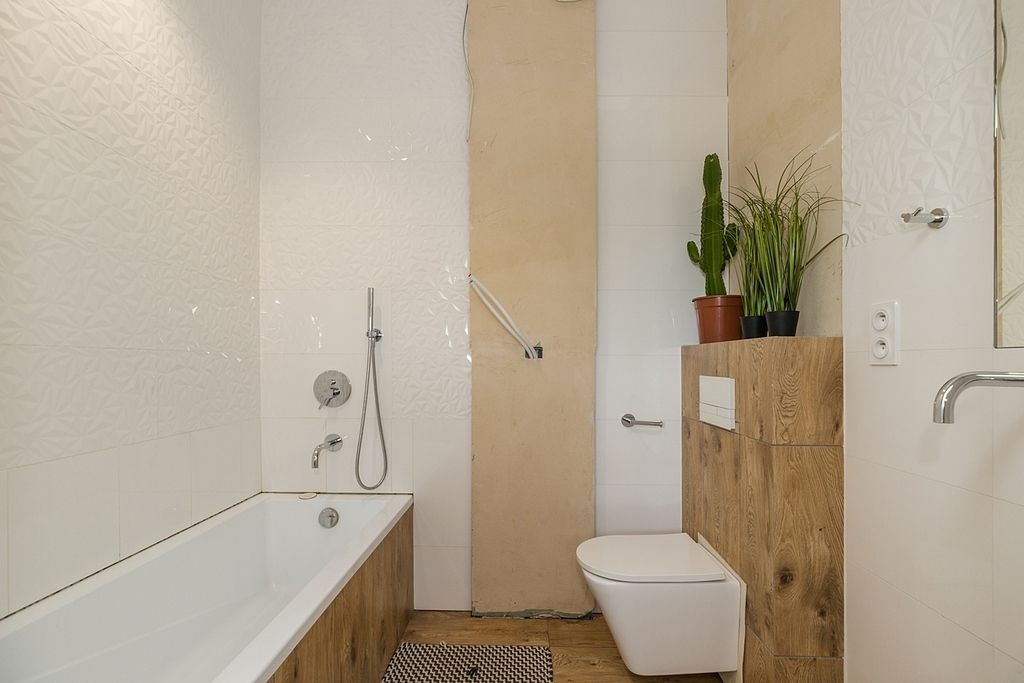 Dom 5 pokojowe na Sprzedaż