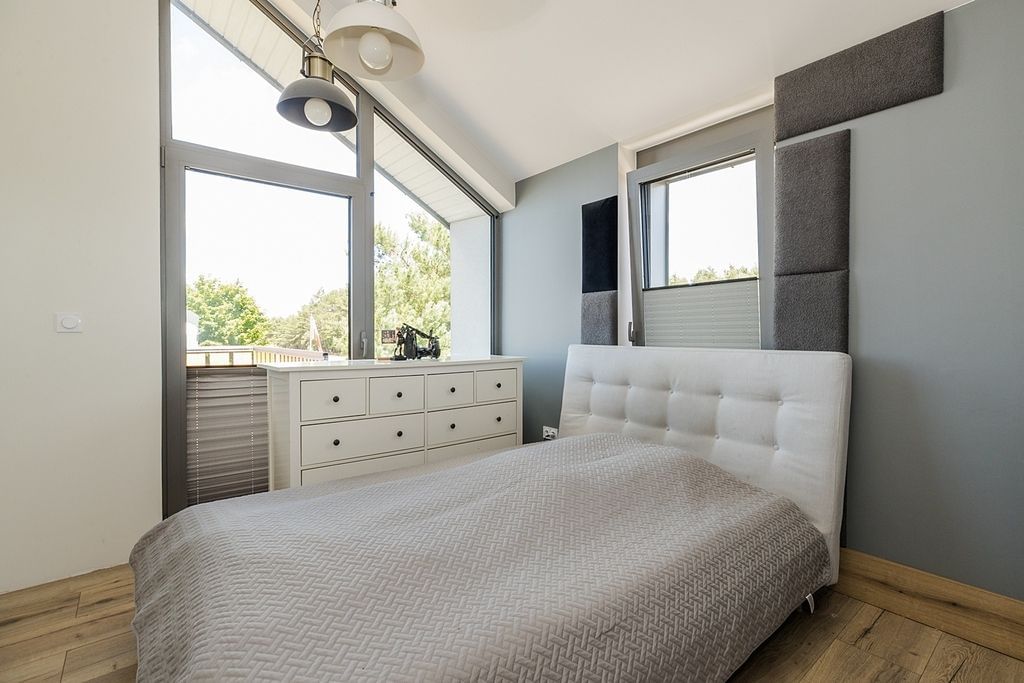 Dom 5 pokojowe na Sprzedaż