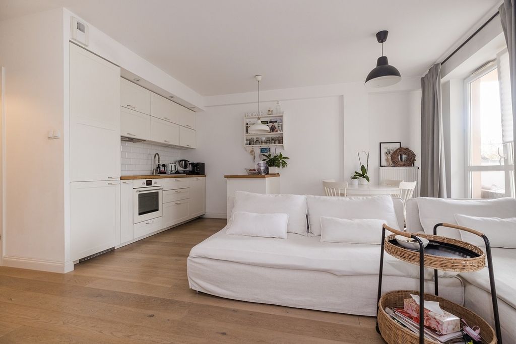 Mieszkanie 3 pokojowe na Sprzedaż