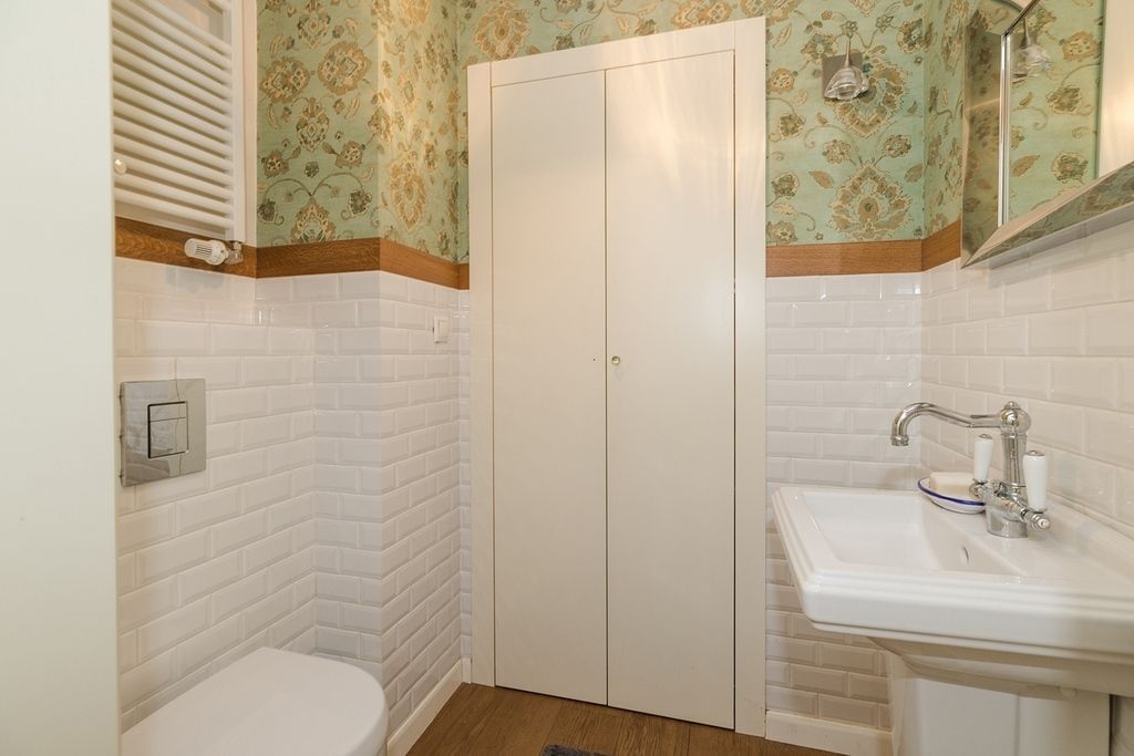 Mieszkanie 5 pokojowe na Sprzedaż