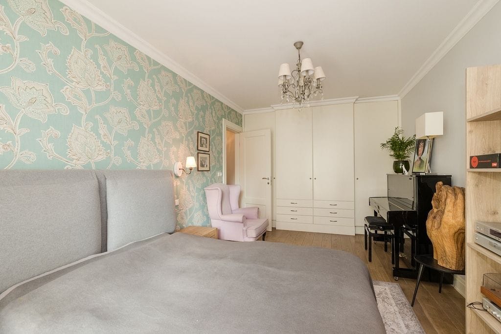 Mieszkanie 5 pokojowe na Sprzedaż