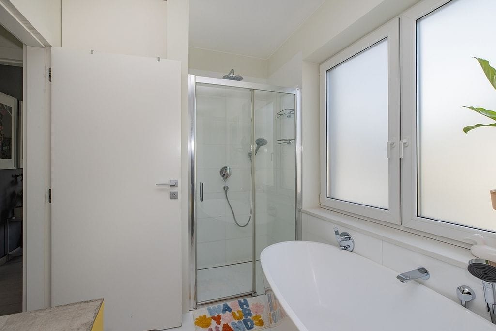 Dom 5 pokojowe na Sprzedaż