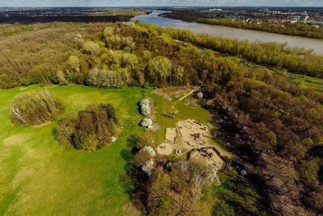 Dom 5 pokojowe na Sprzedaż