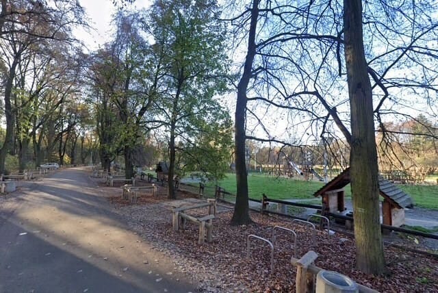 Dom 5 pokojowe na Sprzedaż